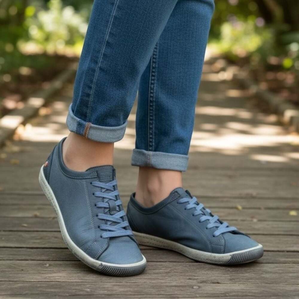 NIB Softinos Isla Washed Navy Leather Sneakers Size 38 or US 7-7.5